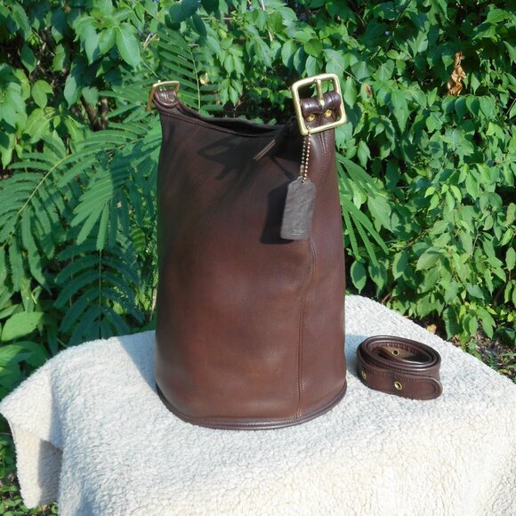 Vintage Coach GUC Duffle Sac 9085, in Mahogany - Picture 5 of 11